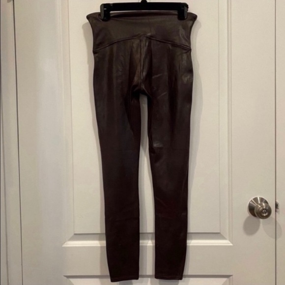 Spanx Faux Leather Leggings in Color Wine - Picture 7 of 7